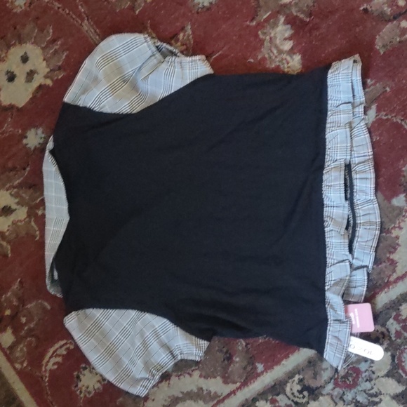 3/15 ๐ฆ NWT Cute Layerd Blouse - Picture 5 of 5